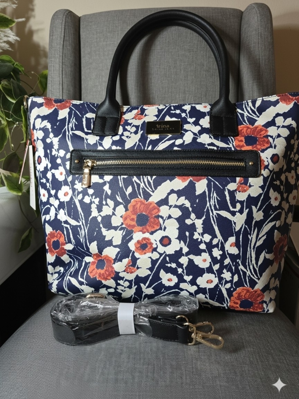 Trina Turk Large Tote Bag 'Jardin De Paris' Floral - Picture 6 of 14